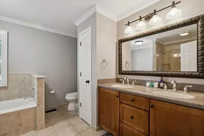 658 Lexington Square W, Gurnee, IL 60031 - Photo 27