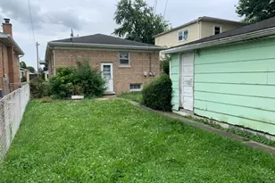 15124 Evers St, Dolton, IL 60419 - Photo 3