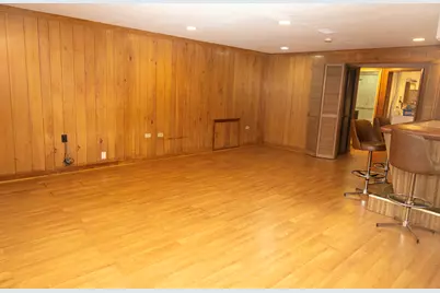 10025 Bronx Avenue, Skokie, IL 60077 - Photo 21