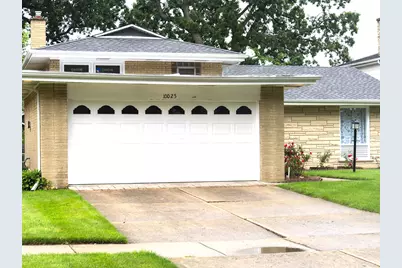 10025 Bronx Avenue, Skokie, IL 60077 - Photo 3