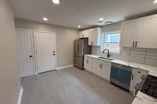1637 Elmwood Ave, Berwyn, IL 60402 - Photo 5