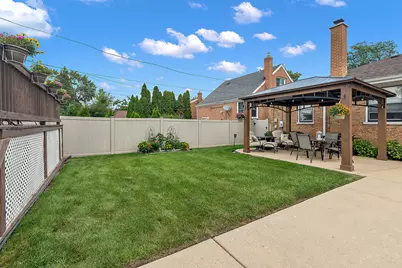 1916 Manchester Avenue, Westchester, IL 60154 - Photo 31