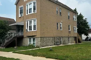 4555 S Francisco Ave, Chicago, IL 60632 - Photo 3