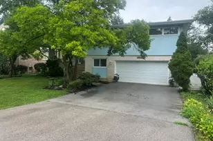 1S471 Monterey Ave, Oakbrook Terrace, IL 60181 - Photo 3