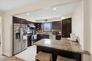 6534 W Montrose Ave, Harwood Heights, IL 60706 - Photo 9