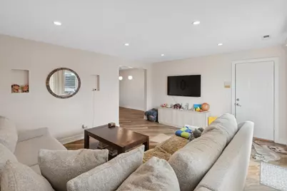6534 W Montrose Avenue #3W, Harwood Heights, IL 60706 - Photo 5