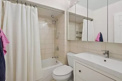 6534 W Montrose Avenue #3W, Harwood Heights, IL 60706 - Photo 11