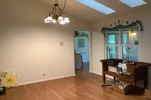1932 Margaret Ct, Aurora, IL 60505 - Photo 5