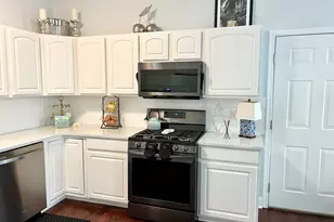 226 Burton Ln, Genoa, IL 60135 - Photo 3