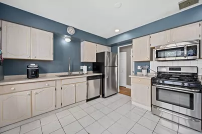 637 S Beverly Avenue, Addison, IL 60101 - Photo 11