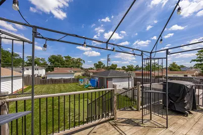 637 S Beverly Avenue, Addison, IL 60101 - Photo 29