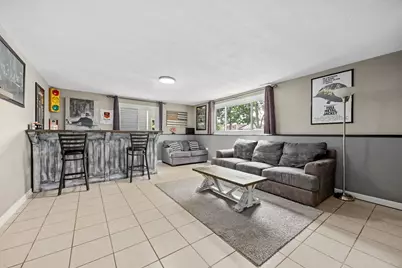 637 S Beverly Avenue, Addison, IL 60101 - Photo 21