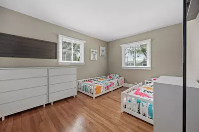 637 S Beverly Avenue, Addison, IL 60101 - Photo 17