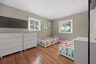 637 S Beverly Ave, Addison, IL 60101 - Photo 17