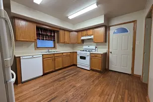 813 Pine St, Ottawa, IL 61350 - Photo 7