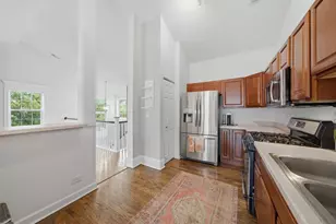 2353 Georgetown Cir, Aurora, IL 60503 - Photo 13