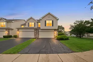 2353 Georgetown Cir, Aurora, IL 60503 - Photo 25