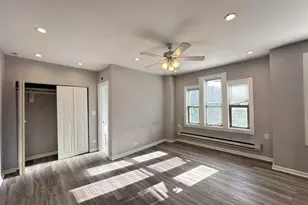 4735 N Beacon St, Chicago, IL 60640 - Photo 13