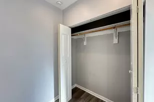 4735 N Beacon St, Chicago, IL 60640 - Photo 15