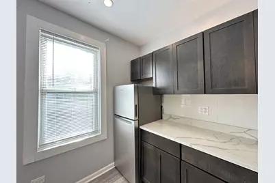 4735 N Beacon Street #301, Chicago, IL 60640 - Photo 5