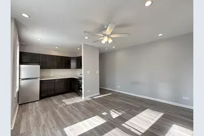 4735 N Beacon Street #301, Chicago, IL 60640 - Photo 9