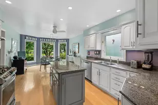 1818 Lincoln Ave, Northbrook, IL 60062 - Photo 9