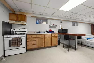 6741 S Komensky Avenue, Chicago, IL 60629 - Photo 33