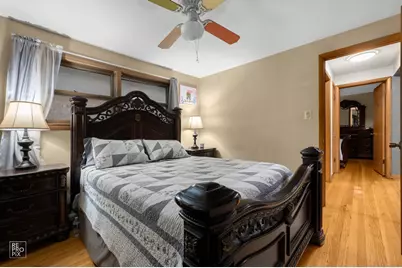 6741 S Komensky Avenue, Chicago, IL 60629 - Photo 21