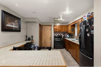 6741 S Komensky Avenue, Chicago, IL 60629 - Photo 13
