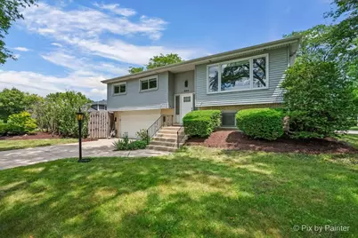 555 Figard Lane, Des Plaines, IL 60016 - Photo 1