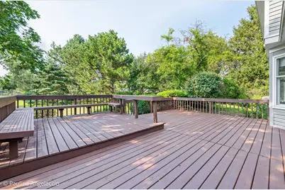 1408 Village Court, Buffalo Grove, IL 60089 - Photo 9