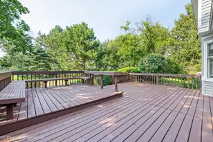 1408 Village Ct, Buffalo Grove, IL 60089 - Photo 9