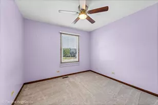 1408 Village Ct, Buffalo Grove, IL 60089 - Photo 13