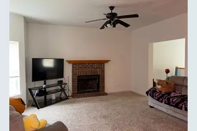 1035 Deer Creek Road, Carpentersville, IL 60110 - Photo 7