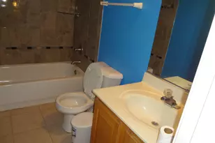 1035 Deer Creek Rd, Carpentersville, IL 60110 - Photo 15