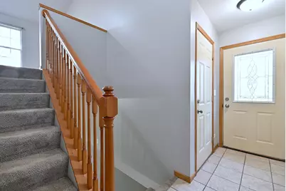 19 E Pineview Drive, Round Lake Park, IL 60073 - Photo 3