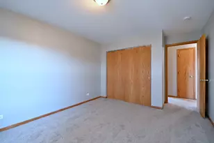 19 E Pineview Dr, Round Lake Park, IL 60073 - Photo 25