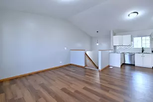19 E Pineview Dr, Round Lake Park, IL 60073 - Photo 15