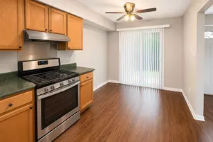 1984 Dunmore Pl, Hoffman Estates, IL 60169 - Photo 9
