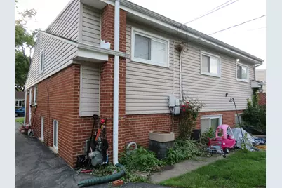 799 S Hawthorne Avenue, Elmhurst, IL 60126 - Photo 3
