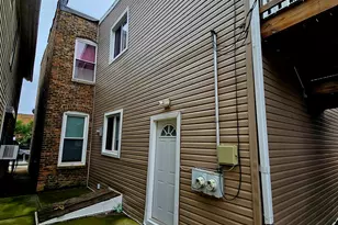 2318 W Grand Ave, Chicago, IL 60612 - Photo 5