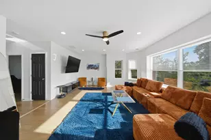 7435 S Euclid Ave, Chicago, IL 60649 - Photo 5