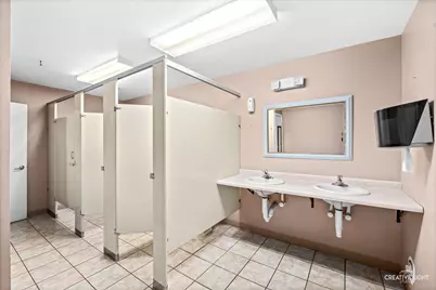 2701 W Jefferson Street, Joliet, IL 60435 - Photo 15