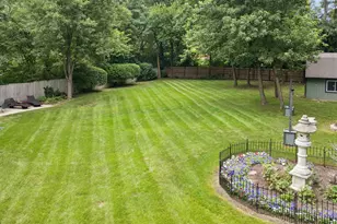 5709 Lenox Rd, Lisle, IL 60532 - Photo 39