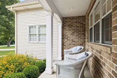 5709 Lenox Road, Lisle, IL 60532 - Photo 3