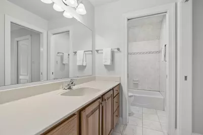 5709 Lenox Road, Lisle, IL 60532 - Photo 31