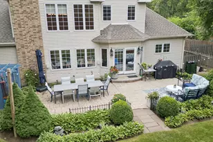 5709 Lenox Rd, Lisle, IL 60532 - Photo 37