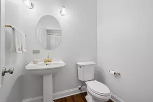 5709 Lenox Rd, Lisle, IL 60532 - Photo 23