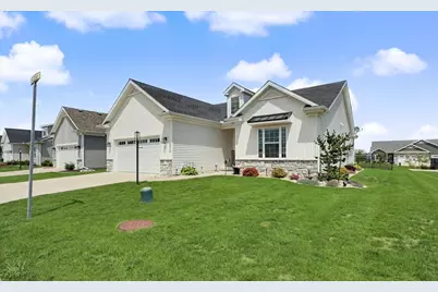 3916 Bay Circle #3916, Champaign, IL 61822 - Photo 3