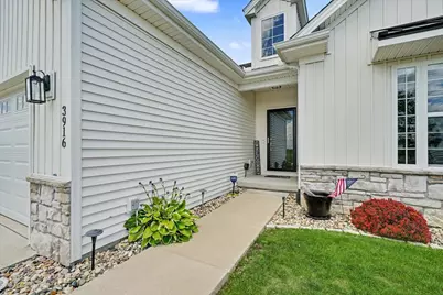 3916 Bay Circle #3916, Champaign, IL 61822 - Photo 3